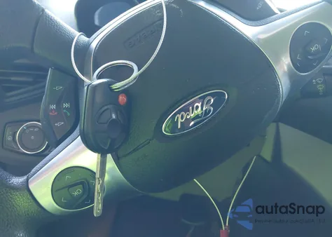 2013 Ford Escape S z USA, uszkodzony, nr VIN 1FMCU0F79DUB63732